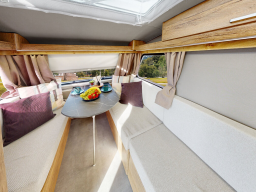 Niewiadow Wohnwagen N126E große Sitzgruppe